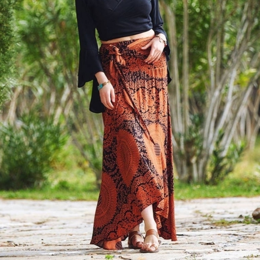 flowy wrap print skirt Orange/Black